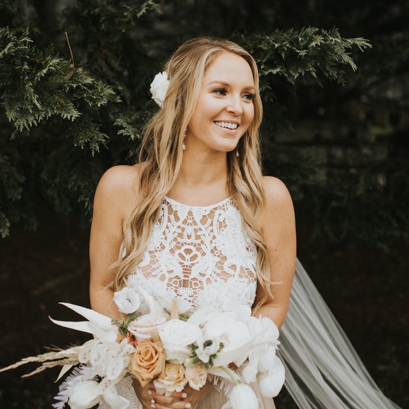 Meet your Posher, Hannah - Picture 1 of 1